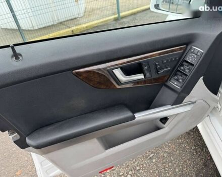 Мерседес ЦЛК-Класс, объемом двигателя 3.5 л и пробегом 251 тыс. км за 13990 $, фото 17 на Automoto.ua