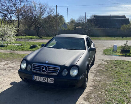 Мерседес ЦЛК-Класс, объемом двигателя 2 л и пробегом 300 тыс. км за 1650 $, фото 1 на Automoto.ua