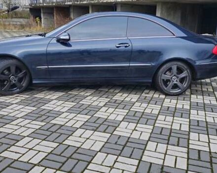 Сірий Мерседес ЦЛК-Клас, об'ємом двигуна 2 л та пробігом 247 тис. км за 7999 $, фото 9 на Automoto.ua