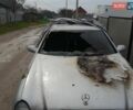 Серый Мерседес ЦЛК-Класс, объемом двигателя 2 л и пробегом 250 тыс. км за 1700 $, фото 1 на Automoto.ua