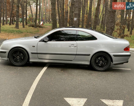 Серый Мерседес ЦЛК-Класс, объемом двигателя 2 л и пробегом 350 тыс. км за 3200 $, фото 10 на Automoto.ua