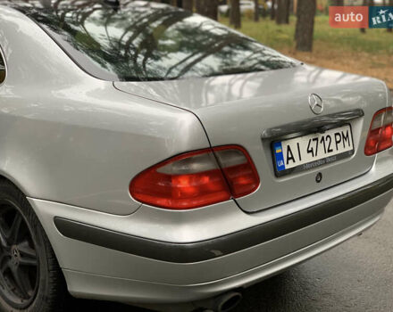 Серый Мерседес ЦЛК-Класс, объемом двигателя 2 л и пробегом 350 тыс. км за 3200 $, фото 7 на Automoto.ua