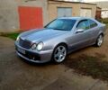 Сірий Мерседес ЦЛК-Клас, об'ємом двигуна 2 л та пробігом 300 тис. км за 5000 $, фото 1 на Automoto.ua