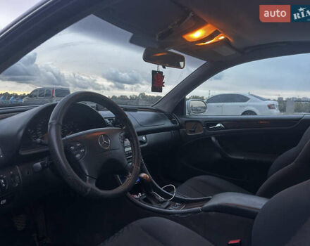 Мерседес ЦЛК-Клас 1999 у Києві на Automoto.ua Сірий Мерседес ЦЛК-Клас, об'ємом двигуна 2 л та пробігом 440 тис. км за 2500 $, фото 6 на Automoto.ua