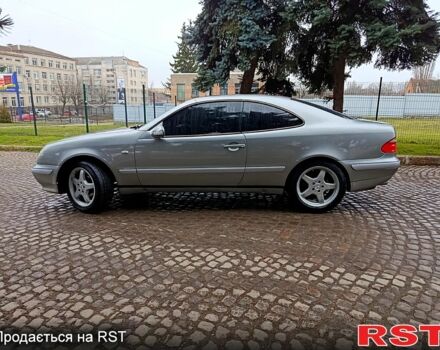 Серый Мерседес ЦЛК-Класс, объемом двигателя 2 л и пробегом 235 тыс. км за 4300 $, фото 6 на Automoto.ua