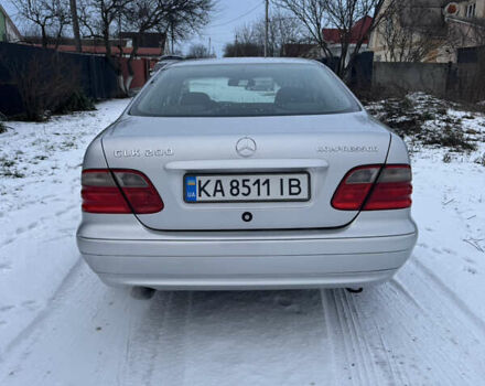 Сірий Мерседес ЦЛК-Клас, об'ємом двигуна 2 л та пробігом 317 тис. км за 3900 $, фото 4 на Automoto.ua