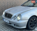 Сірий Мерседес ЦЛК-Клас, об'ємом двигуна 2 л та пробігом 336 тис. км за 2850 $, фото 1 на Automoto.ua