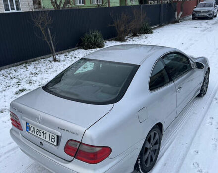 Сірий Мерседес ЦЛК-Клас, об'ємом двигуна 2 л та пробігом 317 тис. км за 3900 $, фото 5 на Automoto.ua