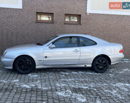 Сірий Мерседес ЦЛК-Клас, об'ємом двигуна 2 л та пробігом 336 тис. км за 2850 $, фото 2 на Automoto.ua