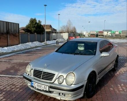 Серый Мерседес ЦЛК-Класс, объемом двигателя 2 л и пробегом 450 тыс. км за 2500 $, фото 1 на Automoto.ua