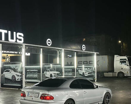 Сірий Мерседес ЦЛК-Клас, об'ємом двигуна 2 л та пробігом 397 тис. км за 3500 $, фото 4 на Automoto.ua