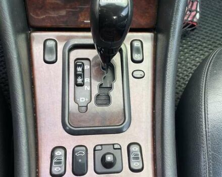 Серый Мерседес ЦЛК-Класс, объемом двигателя 2 л и пробегом 243 тыс. км за 4500 $, фото 18 на Automoto.ua