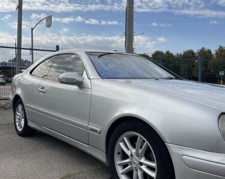 Серый Мерседес ЦЛК-Класс, объемом двигателя 2 л и пробегом 243 тыс. км за 4500 $, фото 1 на Automoto.ua