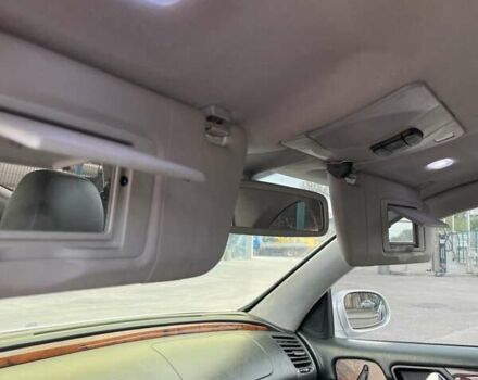 Серый Мерседес ЦЛК-Класс, объемом двигателя 2 л и пробегом 243 тыс. км за 4500 $, фото 19 на Automoto.ua