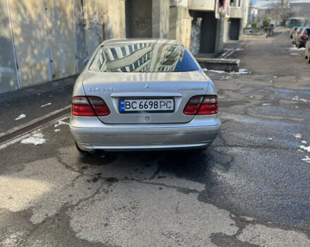 Сірий Мерседес ЦЛК-Клас, об'ємом двигуна 2 л та пробігом 352 тис. км за 2200 $, фото 4 на Automoto.ua