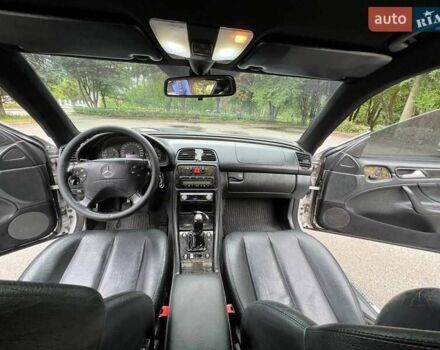 Мерседес ЦЛК-Класс 2001 в Ровно на Automoto.ua Серый Мерседес ЦЛК-Класс, объемом двигателя 2 л и пробегом 397 тыс. км за 3700 $, фото 8 на Automoto.ua