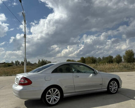 Серый Мерседес ЦЛК-Класс, объемом двигателя 2.7 л и пробегом 330 тыс. км за 4999 $, фото 3 на Automoto.ua