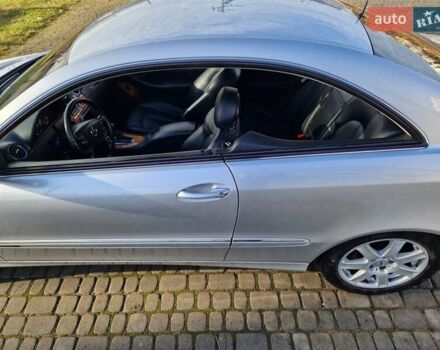Сірий Мерседес ЦЛК-Клас, об'ємом двигуна 3.2 л та пробігом 217 тис. км за 7500 $, фото 1 на Automoto.ua