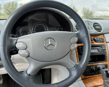 Серый Мерседес ЦЛК-Класс, объемом двигателя 2.7 л и пробегом 330 тыс. км за 4999 $, фото 21 на Automoto.ua
