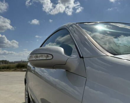 Серый Мерседес ЦЛК-Класс, объемом двигателя 2.7 л и пробегом 330 тыс. км за 4999 $, фото 9 на Automoto.ua