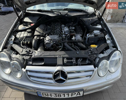 Серый Мерседес ЦЛК-Класс, объемом двигателя 2.7 л и пробегом 330 тыс. км за 4999 $, фото 33 на Automoto.ua