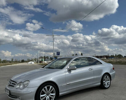 Серый Мерседес ЦЛК-Класс, объемом двигателя 2.7 л и пробегом 330 тыс. км за 4999 $, фото 5 на Automoto.ua
