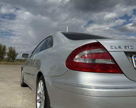 Серый Мерседес ЦЛК-Класс, объемом двигателя 2.7 л и пробегом 330 тыс. км за 4999 $, фото 6 на Automoto.ua
