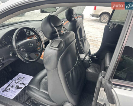 Сірий Мерседес ЦЛК-Клас, об'ємом двигуна 3.2 л та пробігом 217 тис. км за 5499 $, фото 68 на Automoto.ua