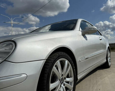 Серый Мерседес ЦЛК-Класс, объемом двигателя 2.7 л и пробегом 330 тыс. км за 4999 $, фото 7 на Automoto.ua