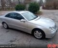 Серый Мерседес ЦЛК-Класс, объемом двигателя 2.6 л и пробегом 277 тыс. км за 6000 $, фото 1 на Automoto.ua