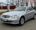 Серый Мерседес ЦЛК-Класс, объемом двигателя 1.8 л и пробегом 282 тыс. км за 5000 $, фото 3 на Automoto.ua
