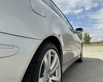 Серый Мерседес ЦЛК-Класс, объемом двигателя 2.7 л и пробегом 330 тыс. км за 4999 $, фото 13 на Automoto.ua