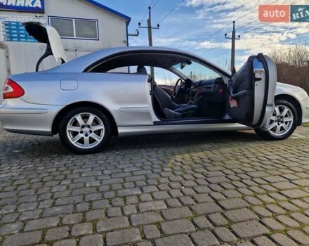 Сірий Мерседес ЦЛК-Клас, об'ємом двигуна 3.2 л та пробігом 217 тис. км за 7500 $, фото 10 на Automoto.ua