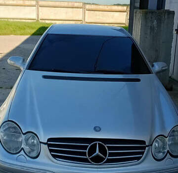 Серый Мерседес ЦЛК-Класс, объемом двигателя 2.7 л и пробегом 380 тыс. км за 5500 $, фото 3 на Automoto.ua