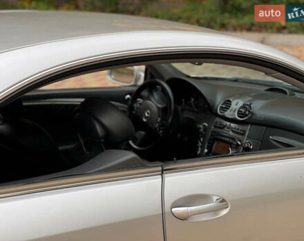 Сірий Мерседес ЦЛК-Клас, об'ємом двигуна 2.7 л та пробігом 330 тис. км за 6700 $, фото 8 на Automoto.ua