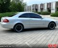 Серый Мерседес ЦЛК-Класс, объемом двигателя 1.8 л и пробегом 270 тыс. км за 5400 $, фото 1 на Automoto.ua