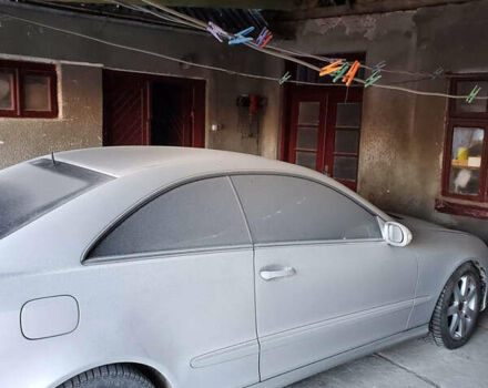 Серый Мерседес ЦЛК-Класс, объемом двигателя 2.7 л и пробегом 380 тыс. км за 5500 $, фото 8 на Automoto.ua