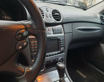 Сірий Мерседес ЦЛК-Клас, об'ємом двигуна 3.2 л та пробігом 450 тис. км за 5100 $, фото 9 на Automoto.ua