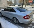 Серый Мерседес ЦЛК-Класс, объемом двигателя 1.8 л и пробегом 251 тыс. км за 6500 $, фото 2 на Automoto.ua