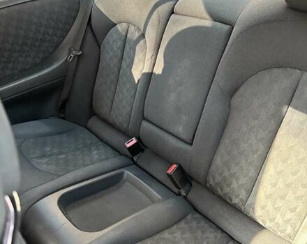 Серый Мерседес ЦЛК-Класс, объемом двигателя 1.8 л и пробегом 251 тыс. км за 6500 $, фото 6 на Automoto.ua