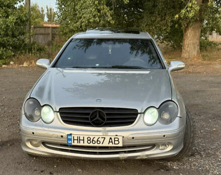 Серый Мерседес ЦЛК-Класс, объемом двигателя 3.2 л и пробегом 220 тыс. км за 5200 $, фото 5 на Automoto.ua