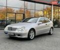 Серый Мерседес ЦЛК-Класс, объемом двигателя 1.8 л и пробегом 202 тыс. км за 5300 $, фото 1 на Automoto.ua