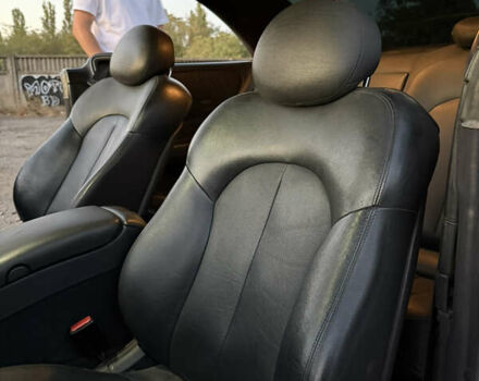 Серый Мерседес ЦЛК-Класс, объемом двигателя 3.2 л и пробегом 220 тыс. км за 5200 $, фото 9 на Automoto.ua