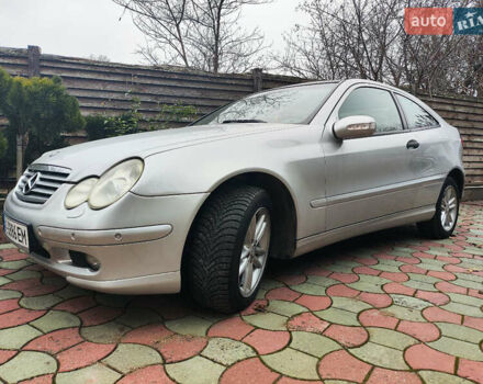 Серый Мерседес ЦЛК-Класс, объемом двигателя 1.8 л и пробегом 202 тыс. км за 5300 $, фото 1 на Automoto.ua