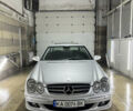 Сірий Мерседес ЦЛК-Клас, об'ємом двигуна 2.15 л та пробігом 256 тис. км за 7400 $, фото 1 на Automoto.ua