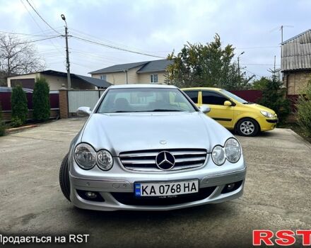 Серый Мерседес ЦЛК-Класс, объемом двигателя 1.8 л и пробегом 250 тыс. км за 5999 $, фото 11 на Automoto.ua