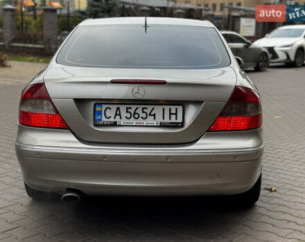 Серый Мерседес ЦЛК-Класс, объемом двигателя 1.8 л и пробегом 275 тыс. км за 6750 $, фото 10 на Automoto.ua