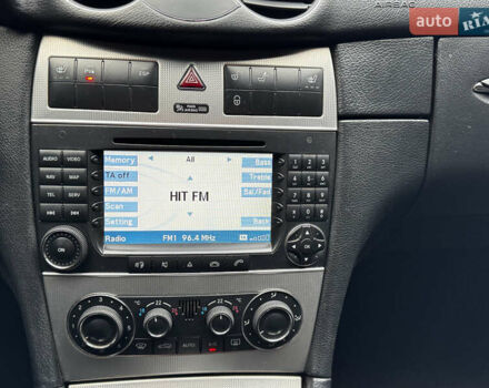 Серый Мерседес ЦЛК-Класс, объемом двигателя 1.8 л и пробегом 275 тыс. км за 6750 $, фото 21 на Automoto.ua