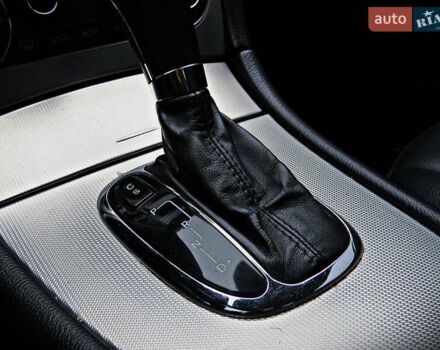 Сірий Мерседес ЦЛК-Клас, об'ємом двигуна 1.8 л та пробігом 275 тис. км за 5500 $, фото 13 на Automoto.ua