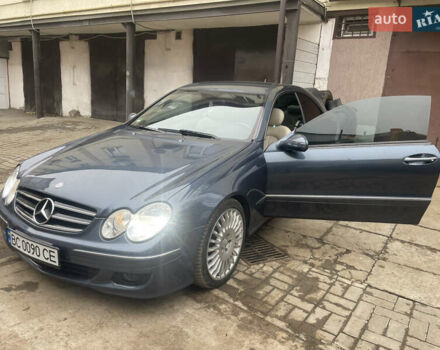 Серый Мерседес ЦЛК-Класс, объемом двигателя 2.3 л и пробегом 295 тыс. км за 9500 $, фото 3 на Automoto.ua